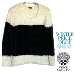 Vince Camuto Oversized Eyelash Color Block Black/Off-White Sweater Size Medium